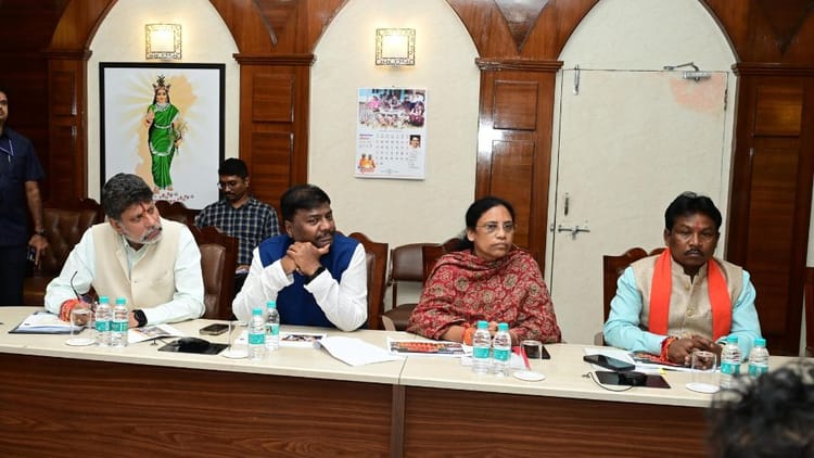 बस्तर दशहरा पर्व: द बस्तर मड़ई में बिखरेगी बहुरंगी कला-संस्कृति की छटा, 15 अक्तूबर को मुरिया दरबार का आयोजन