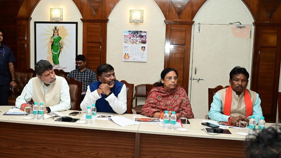 CM Vishnudev Sai reviewed organization of Bastar Dussehra festival