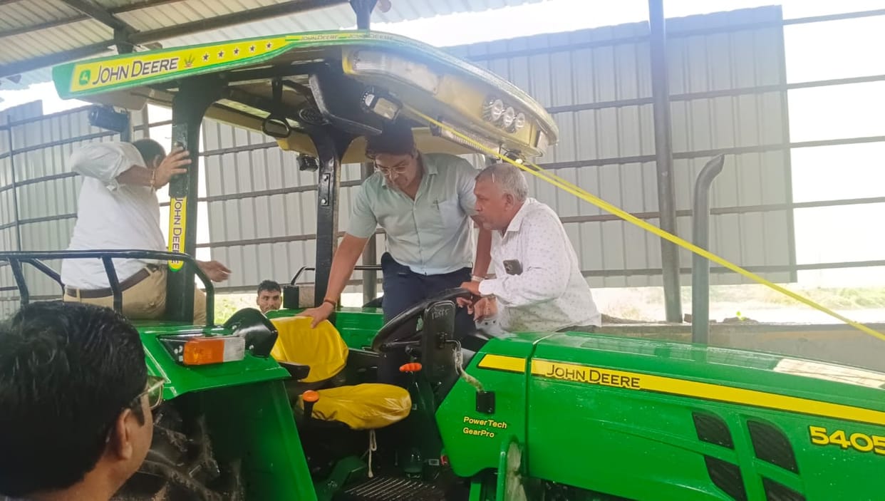 DM agra car stuck in waterlogging tractor had to be called to get out