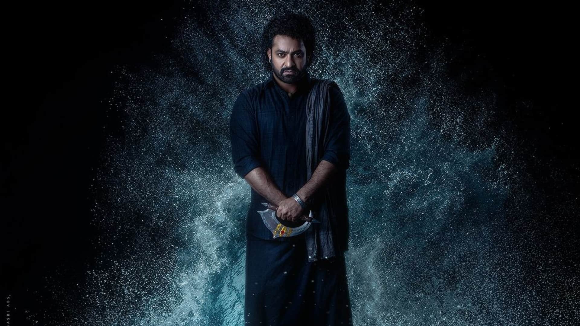 Devara Part 1 actor Jr NTR achieved this special feat after Prabhas details inside