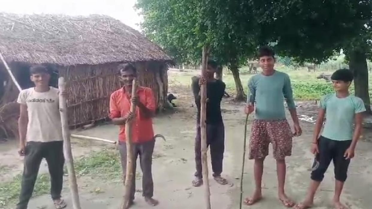 Leopard entered the house at midnight panic among villagers in lakhimpur kheri