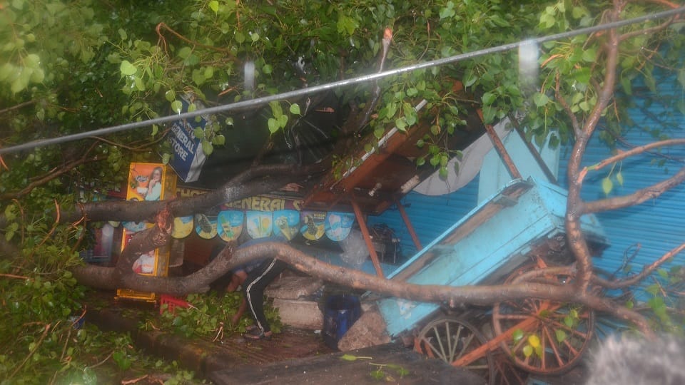 Heavy rains Roads closed due to waterlogging, dilapidated houses collapsed up Schools up to 12th closed