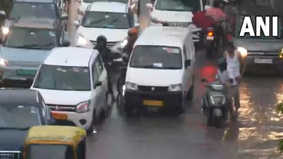 It rained in Delhi for the third consecutive day darkness prevailed only in the evening