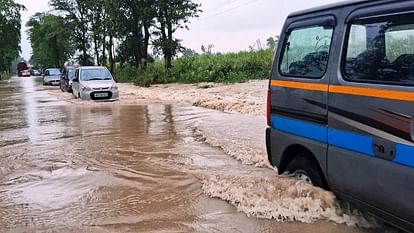 Flood Alert in Lakhimpur Kheri Appeal to vacate the village by making announcement