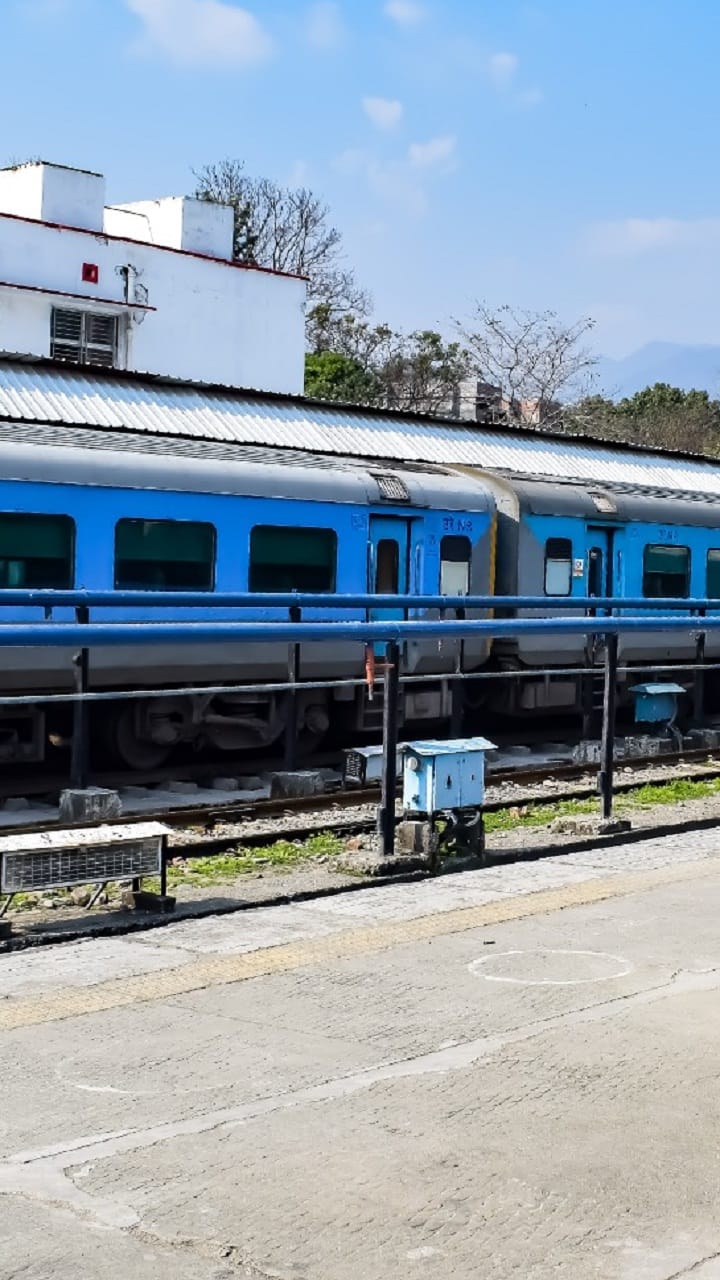 Indian Railways: Which Is The Longest Railway Platform Of India