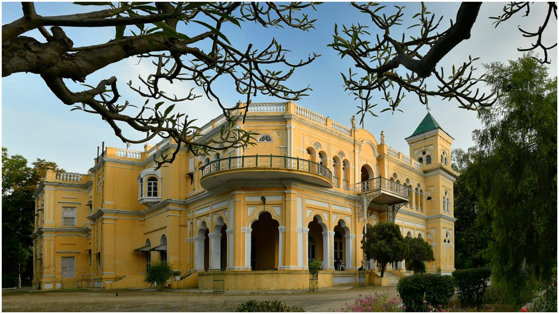 Smallest City Of India Kapurthala Known As Paris Of Punjab Interesting Facts