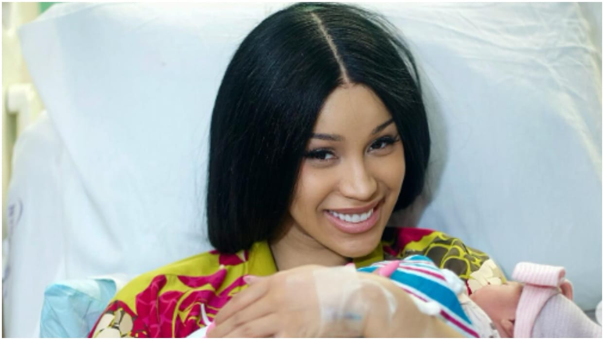 Cardi B Welcomes Third Child gives birth to baby girl after announcing divorce with Offset