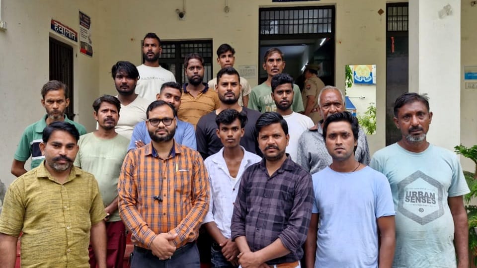 Forced pressure on girl to marry her, accused caught