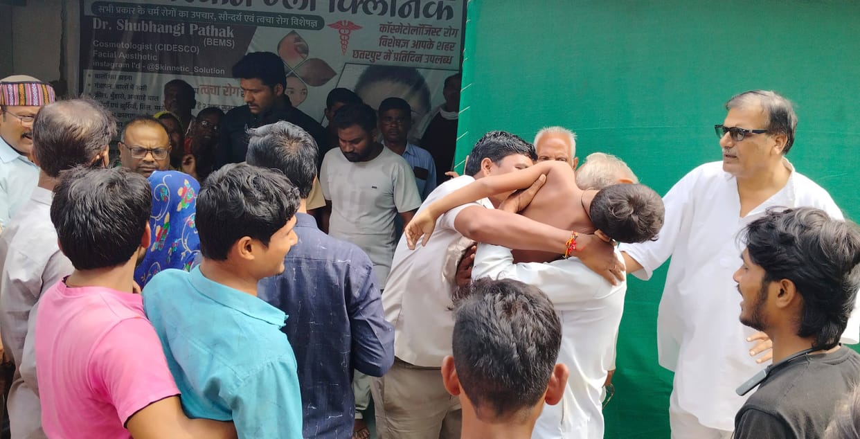 Chhatarpur child died after rope got stuck in his neck while swinging case is from Luvkushnagar