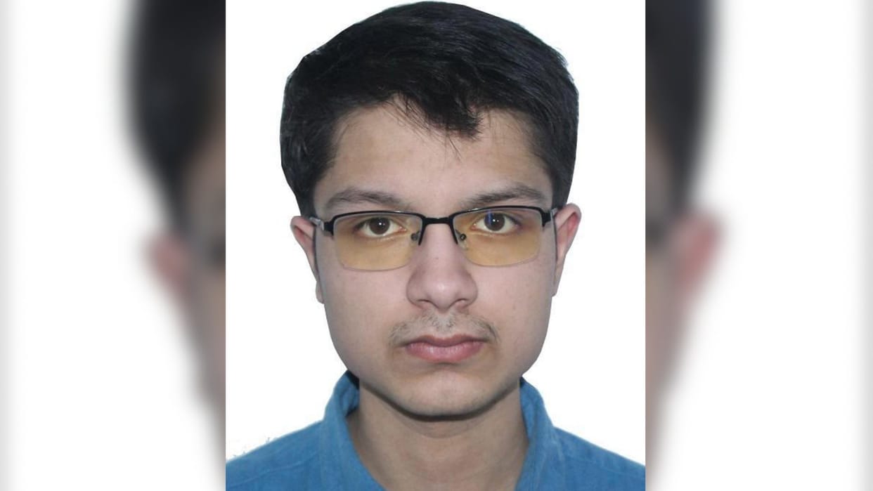 Pransh wants become specialist in neuro surgery carry forward the tradition of Vaidya Shiv Sahay