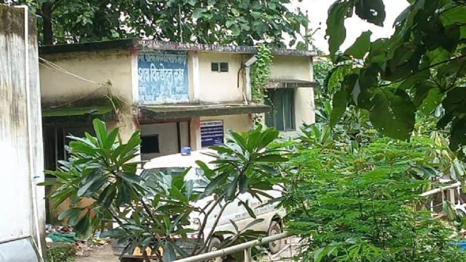 Angry with his wife father of two children committed suicide by hanging himself in Korba