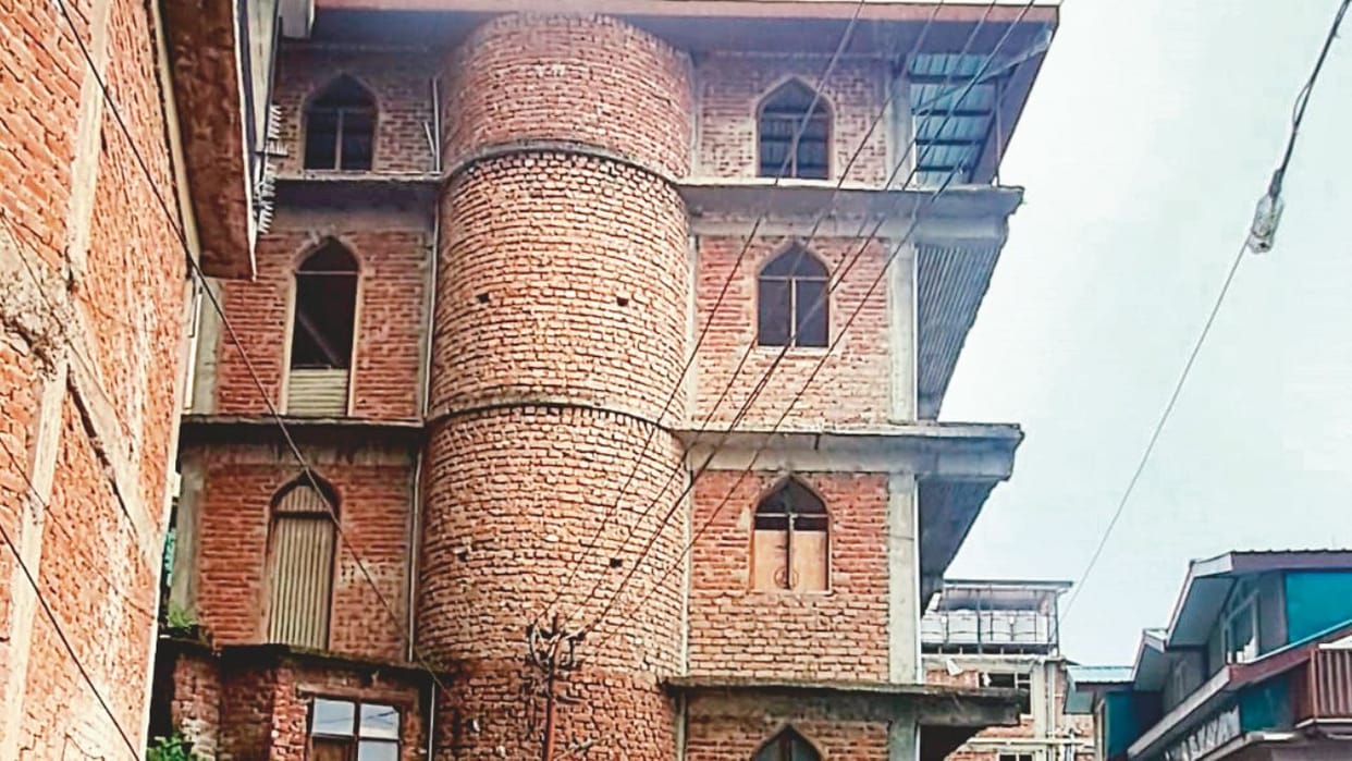 Measurement of illegal construction in Sanjauli Mosque completed report will be presented in court