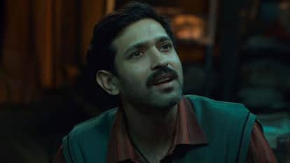 Sector 36 Review by pankaj shukla Netflix india Vikrant Massey Deepak Dobriyal Darshan Jariwala Aditya Nimbalk