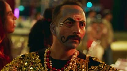 Sector 36 Review by pankaj shukla Netflix india Vikrant Massey Deepak Dobriyal Darshan Jariwala Aditya Nimbalk