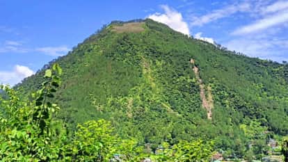 Trekker from East Delhi dies on Dodital trek Uttarkashi Uttarakhand news in hindi