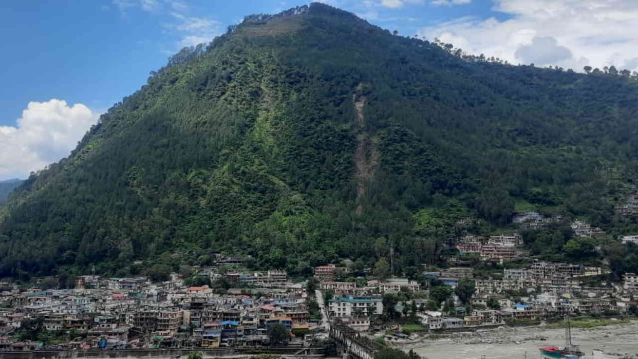 Varunavat threat of landslides rain alert increased heartbeat of the people living below Varunavat mountain