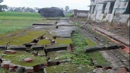 man died and 12 people injured due to heavy rain in Budaun