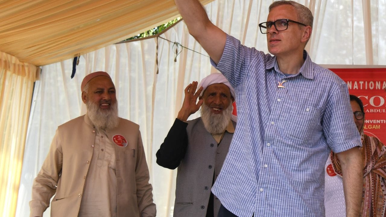 Jammu Kashmir Election Omar Abdullah's election campaign in Ashmuqam, appeal for Pahalgam candidate