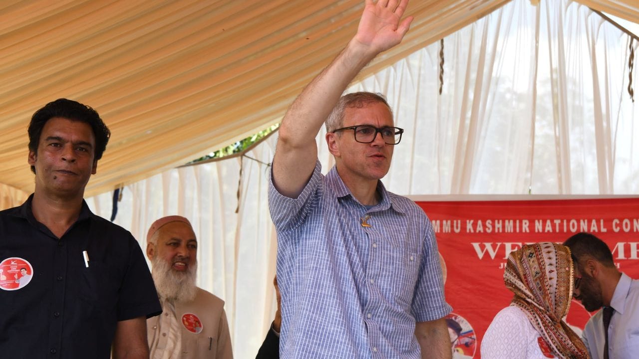 Jammu Kashmir Election Omar Abdullah's election campaign in Ashmuqam, appeal for Pahalgam candidate