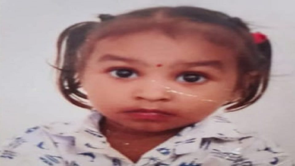 Girl dies due to snake bite in rudrapur