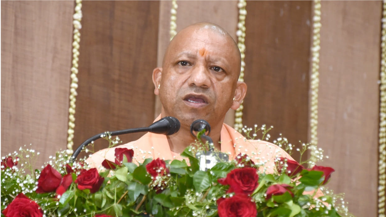 CM Yogi's two-day Kashi visit, review meeting continues
