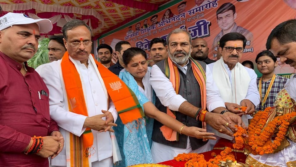 UP News: Ganga of development is flowing in Meerut: Dr. Dinesh Sharma
