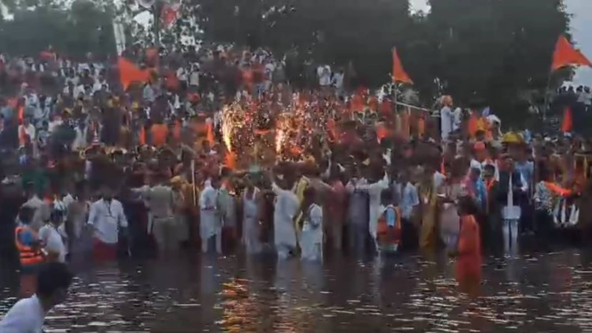 Dewas Narasimha 7.5 kg stone idol floated in river three times believed that there happiness and prosperity