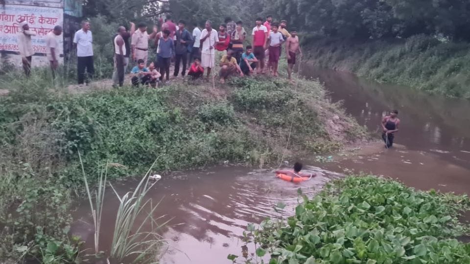 Boy drowns in Bombay while taking bath in Bulandshahr