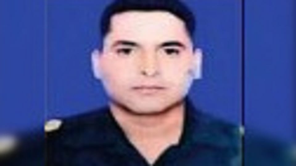 Jammu and Kashmir: Last tribute to Sunderbani martyr Vipin Kumar, wave of mourning in the village.