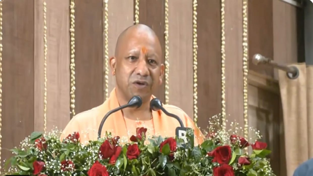 CM Yogi Adityanath will address jansabha in Jammu and Kashmir.