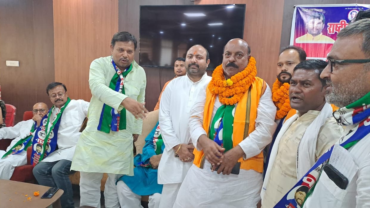 Bihar assembly elections Challenge for NDA Rashtriya Lok Janshakti Party Paras faction opened front in Hajipur