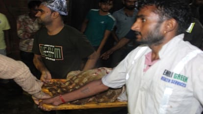 Accident in Meerut: Three-storey house collapsed, 14 people under the debris; 10 died, CM took cognizance
