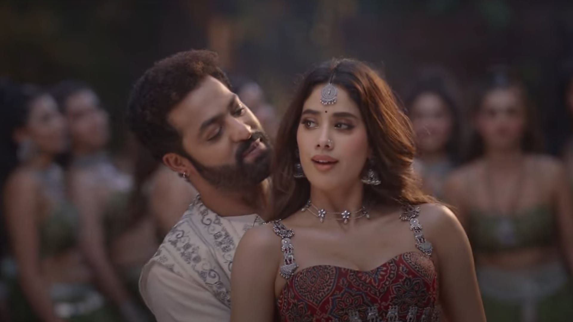 Devara Box Office Collection Day 6 collected two hundred crore rupees jr ntr janhvi kapoor saif ali khan