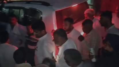 जींद में दुष्यंत चौटाला का विरोध।