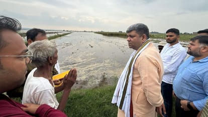 Water moving population in mirzapur three dozen houses affected communication is lost