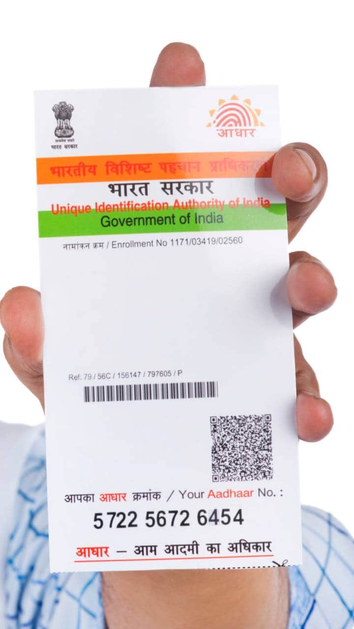 how many sim card active on your aadhaar card par kitne sim card liye hain