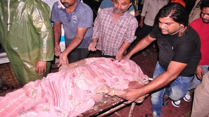 Accident in Meerut: Three-storey house collapsed, 14 people under the debris; 10 died, CM took cognizance