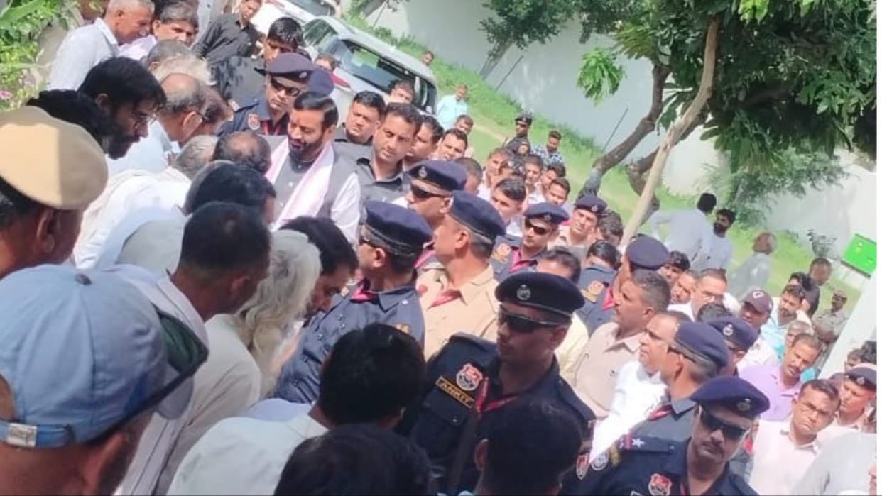 Narnaul: Nayab Saini arrived to convince the Saini community