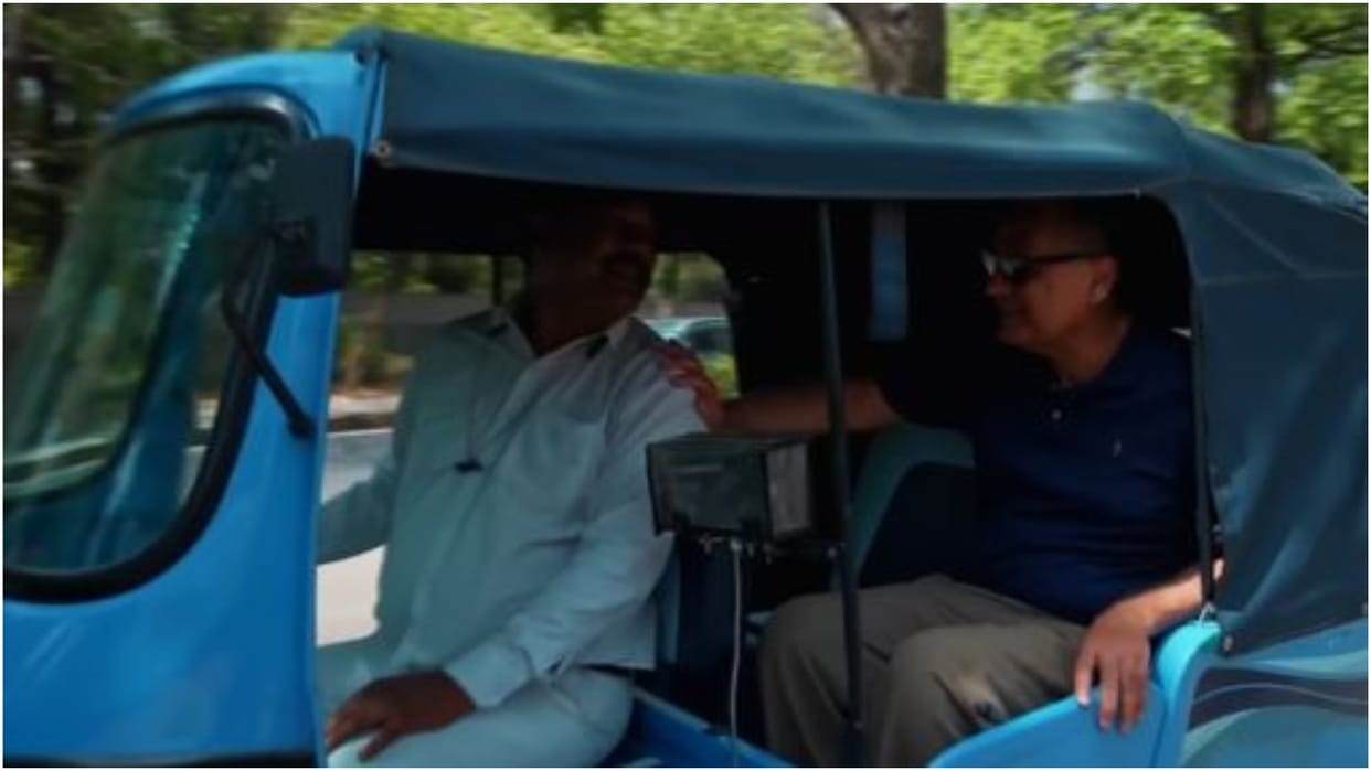 New Zealand's ambassador traveled around Delhi in a rickshaw, tasted Indian dishes