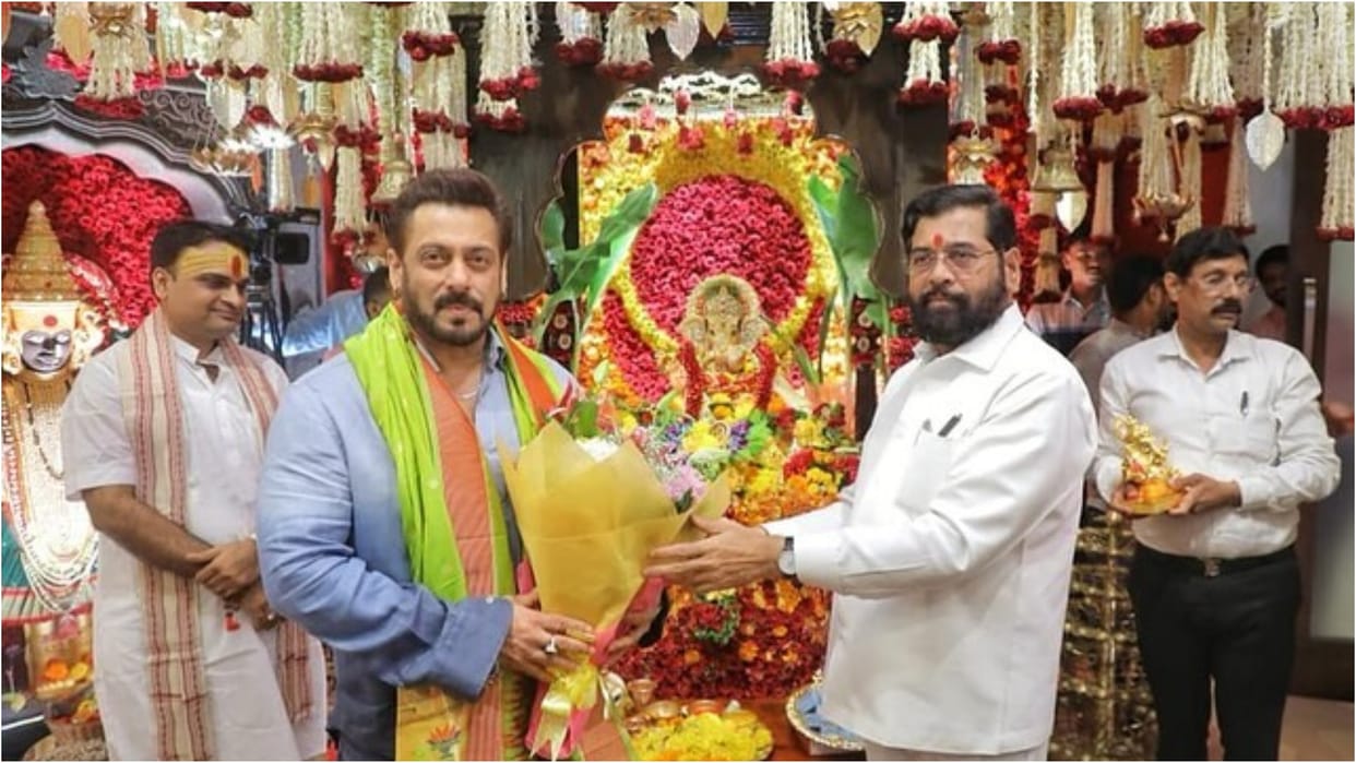Salman Khan and her sister arpita celebrates ganesh chaturthi with maharashtra cm eknath shinde