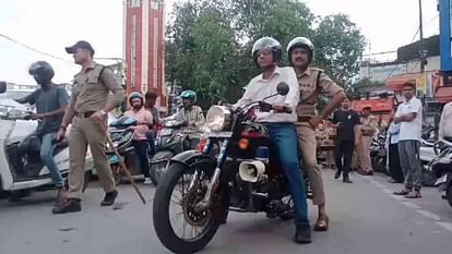 Dehradun DM Savin Bansal along with SSP Ajay Singh went on bike tour to Ease traffic system