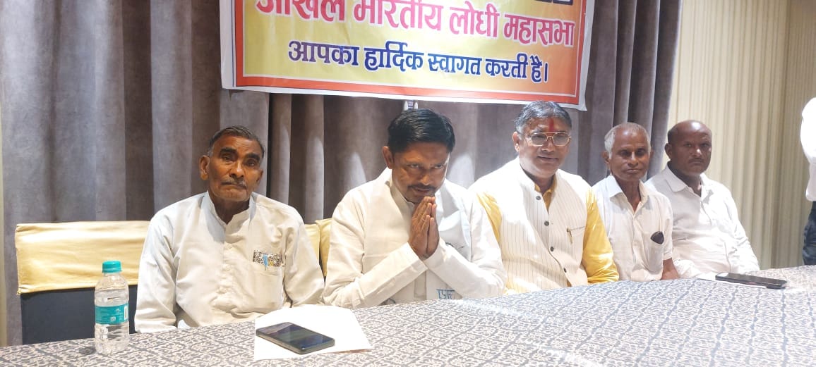 Agra policefirst called the police station then filed a case and sent him to jail Know matter