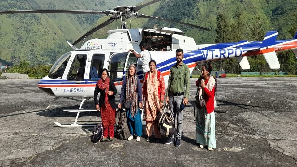Pithoragarh News: Ten people including four tourists stranded on China border rescued