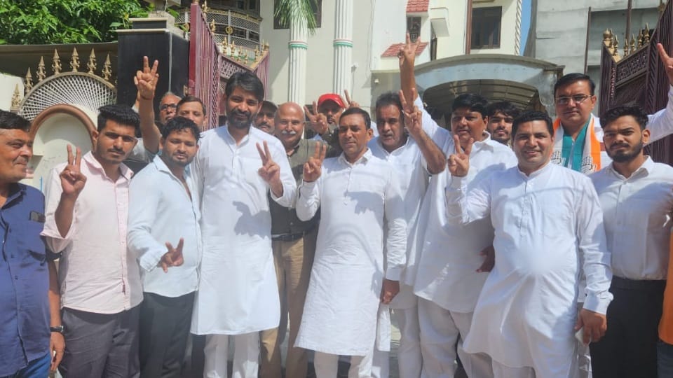 Ramkishan Fauji and Pradeep Narwal came on one stage in Bhiwani
