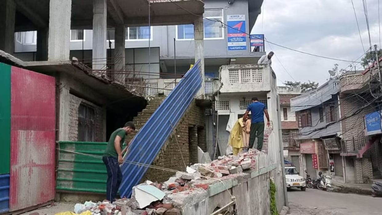 Mandi Masjid Orders to remove illegal construction stayed for now next hearing of the case after 10 days