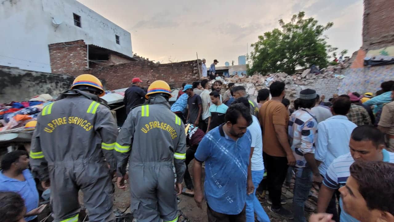 Meerut Building Collapse: Alisha kept fighting death till her last breath while holding child in her arms
