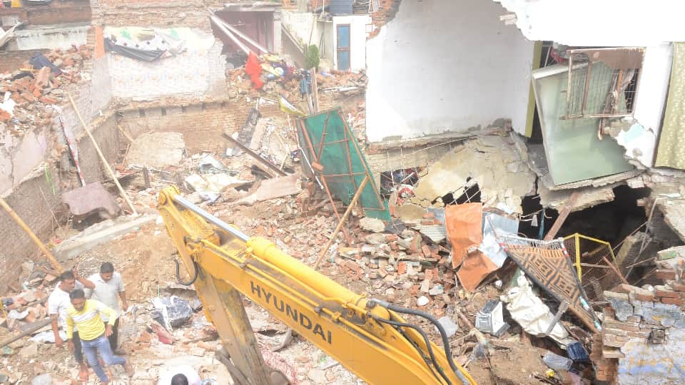 Meerut Building Collapse: Story of the accident in words of eyewitnesses