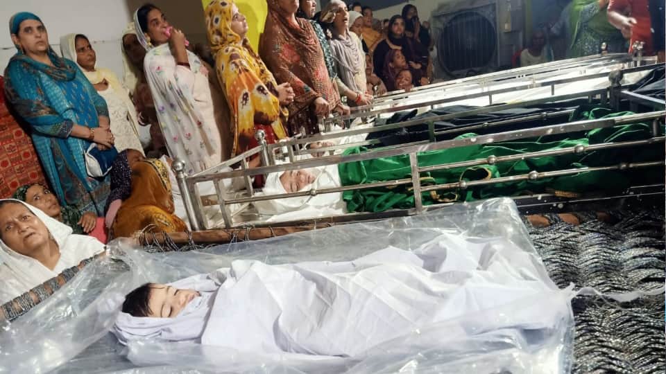 Meerut Building Collapse: Story of the accident in words of eyewitnesses