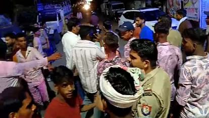 Kanpur: Two parties clashed over idol immersion at the barrage, three people injured