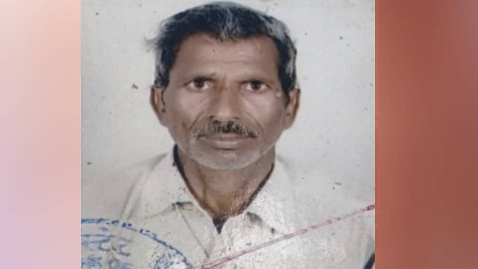 contract worker died of electric shock while climbing pole to repair electricity In Firozabad